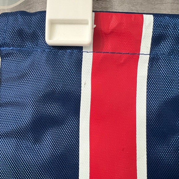 Chicago Cubs Big Logo Drawstring Backpack - Picture 6 of 9